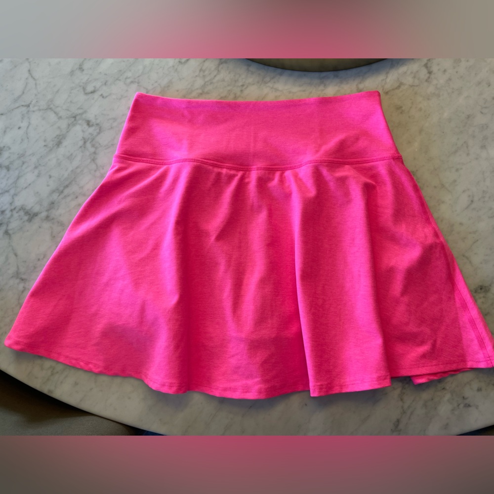 Beyond Yoga Skirt with Built In Shorts (Skort)